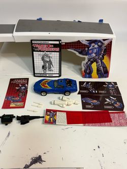 Vintage original 1985 G1 Hasbro Transformers action figure toy robot