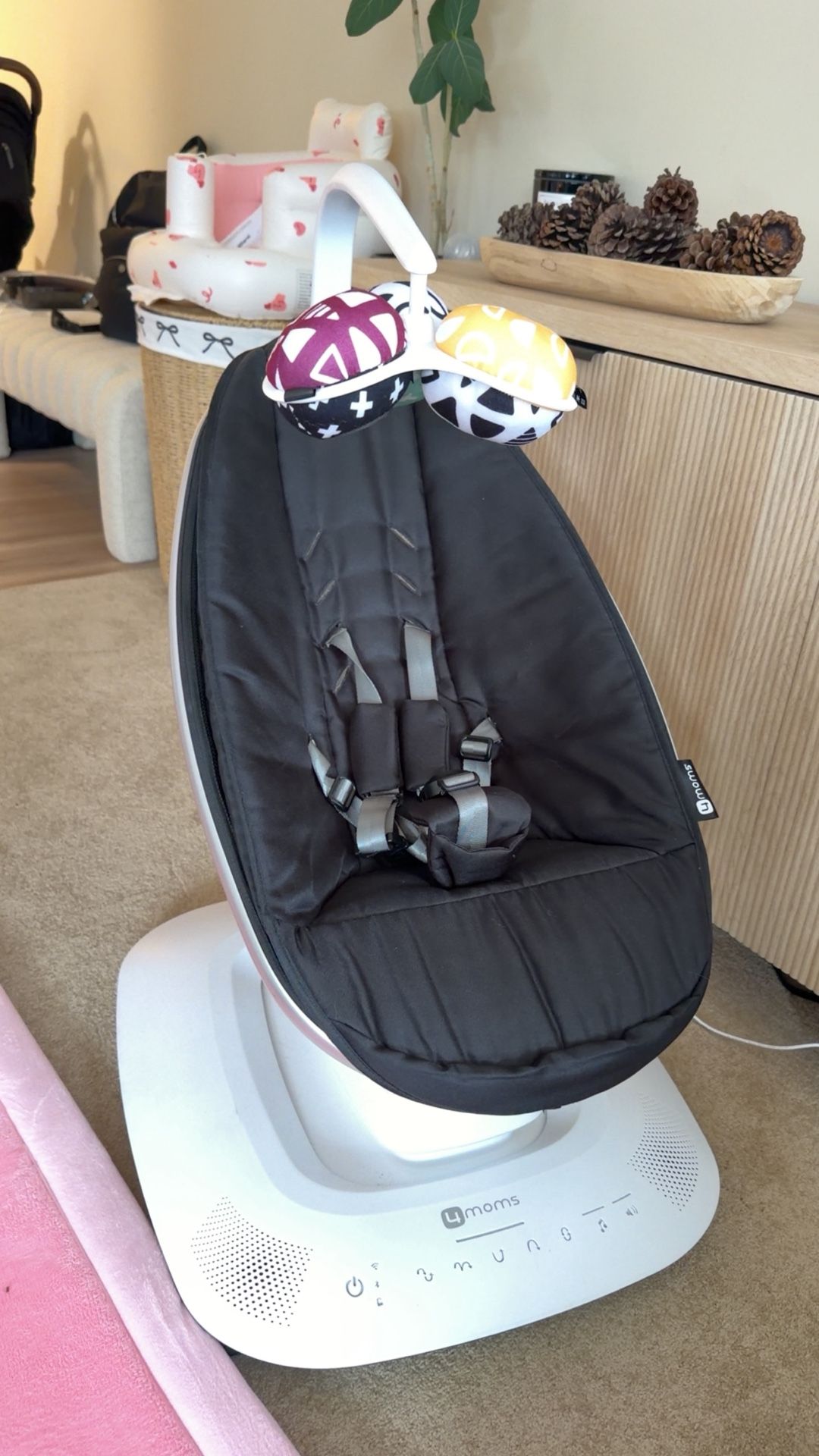 4moms mamaRoo Multi-Motion Baby Swing Smart Connectivity