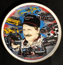 Dale Earnhardt (Sr.), This Plate is Commemorating his 6th NASCAR Championship. A Commemorative Plate by Hunter Manufacturing, NEW.