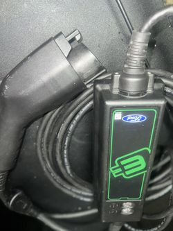 Brand New Ford Electric Car Charger Thumbnail
