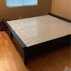 King Size Bed Frame With Four Drawers