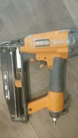 Rigid 16 gauge finish nailer