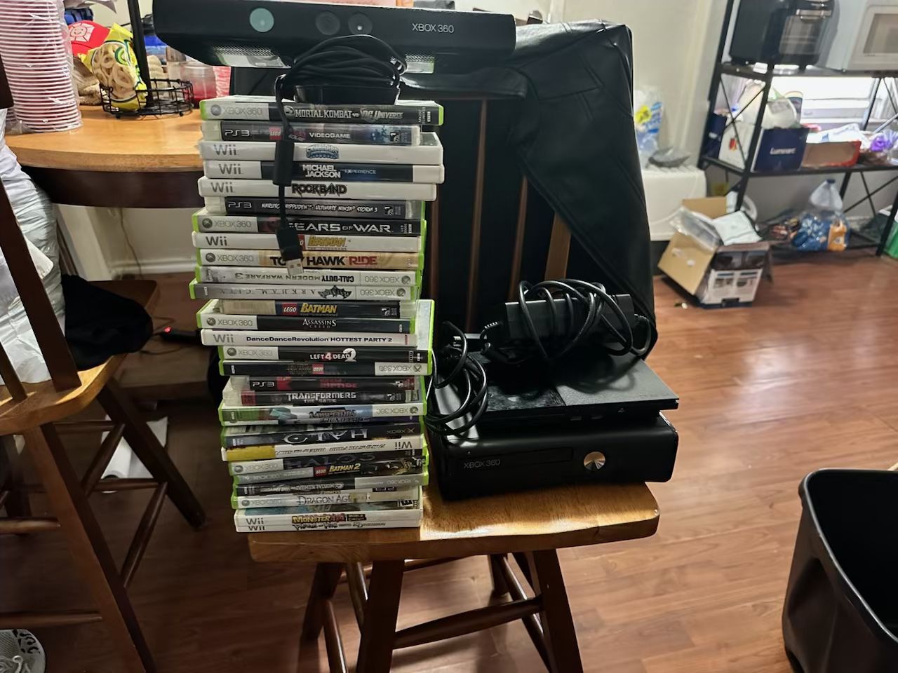 Xbox 360/ PS2/28 Games