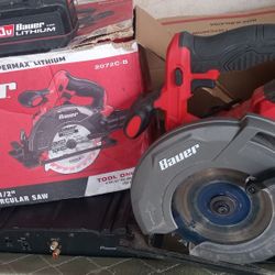 Saw With 3 Batteries