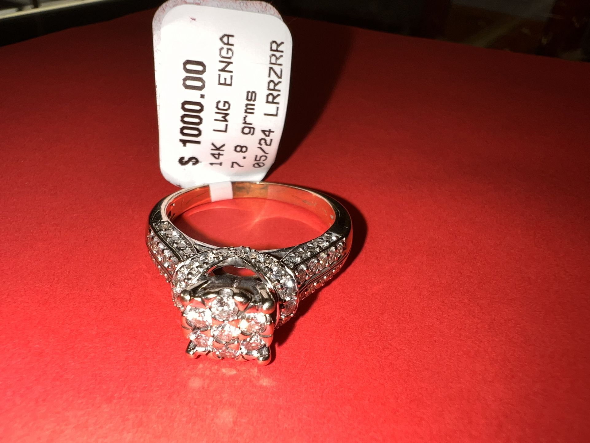 14k Ring With Diamonds 💎 