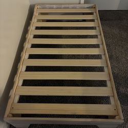 Toddler Bed Frame 
