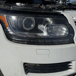 Parts Only- Range Rover 2015 HSE headlight Engine And All