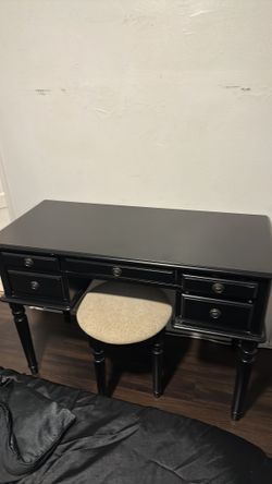 Make up vanity