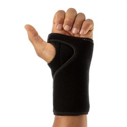 🔥NEW🔥 McDavid Sport Wrist Brace, Black, Adjustable, One Size Fits Most