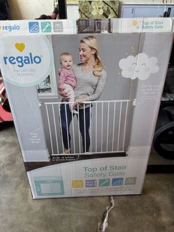 Baby stair gate