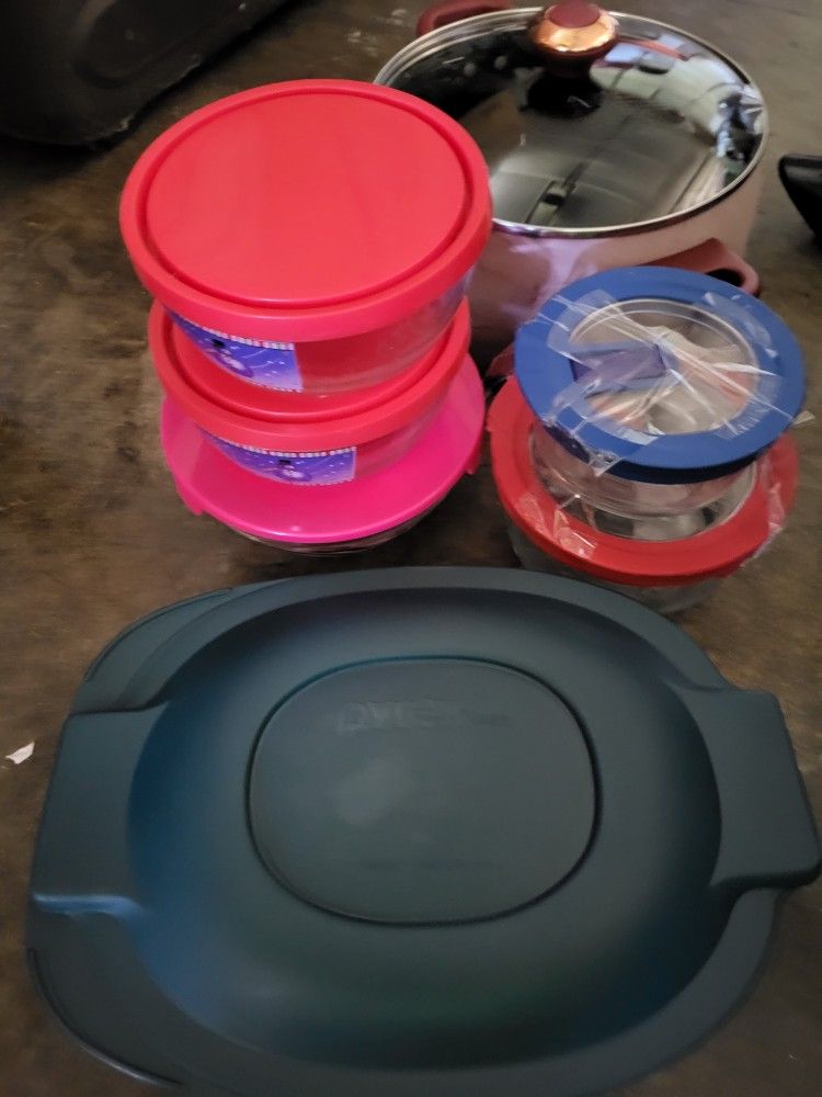 Pyrex LOT All Go Assorted Dishes N 2 Sets Of Bowls