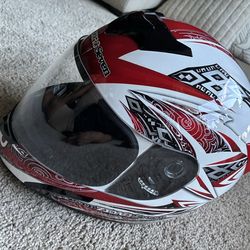 Seven Zero Seven Woman's XS fog-free helmet