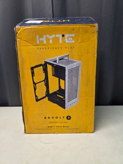 Hyte Revolt 3 ITX PC Case