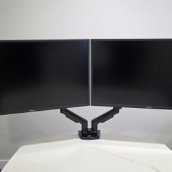 Dual 4K 32" Samsung Monitors + FlowLift™ Dual Monitor Stand