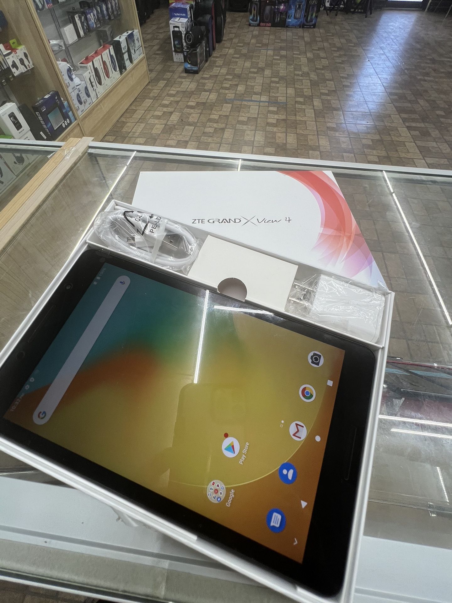 Wi-Fi And Cellular Brand New Android Tablet 32GB, With All Original Accessories, Warranty Included Welcome 🤗