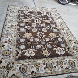 Small Area Rug In Rugs In Persian Rug In Great Condition Very Clean Size  8x5 