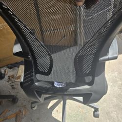 Office chair black with lamber # 777
