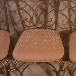Round Table 2 Mat Ching Huths 8 Chairs