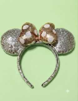 New - Minnie Mouse Headband Disney Ears