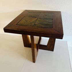 Living Room End Table / Coffee Table