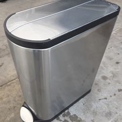 Simple Human Stainless Steel Step-on 18 Gallon Trash Can