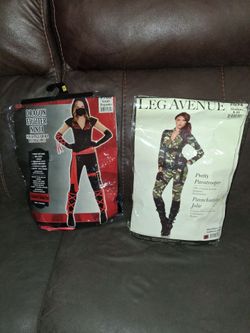 Women costume outfit dragon fighter size small in good condition $20