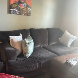 New Huge Comfy Couch New Condition