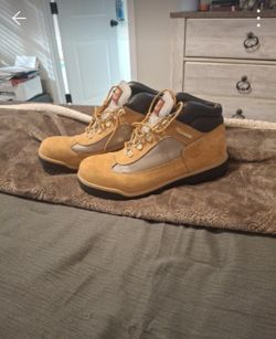 Boys Timberlands
