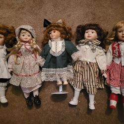 Set Of 5 Porcelain Dolls 