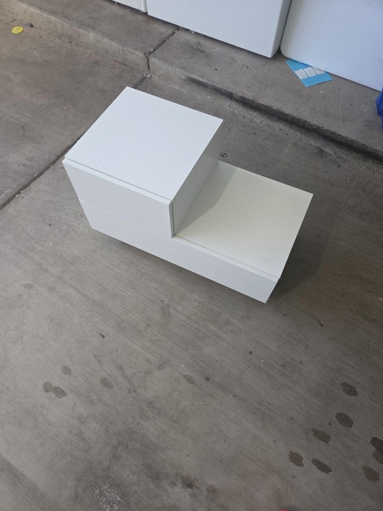 Small White Night Stand/Drawer/Dresser