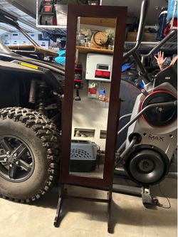 Mirror Jewelry Holder