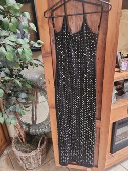 BRAND NEW STUNNING DRRSS