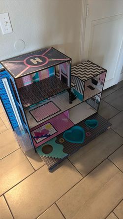 Doll house