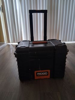 Rigid tool box