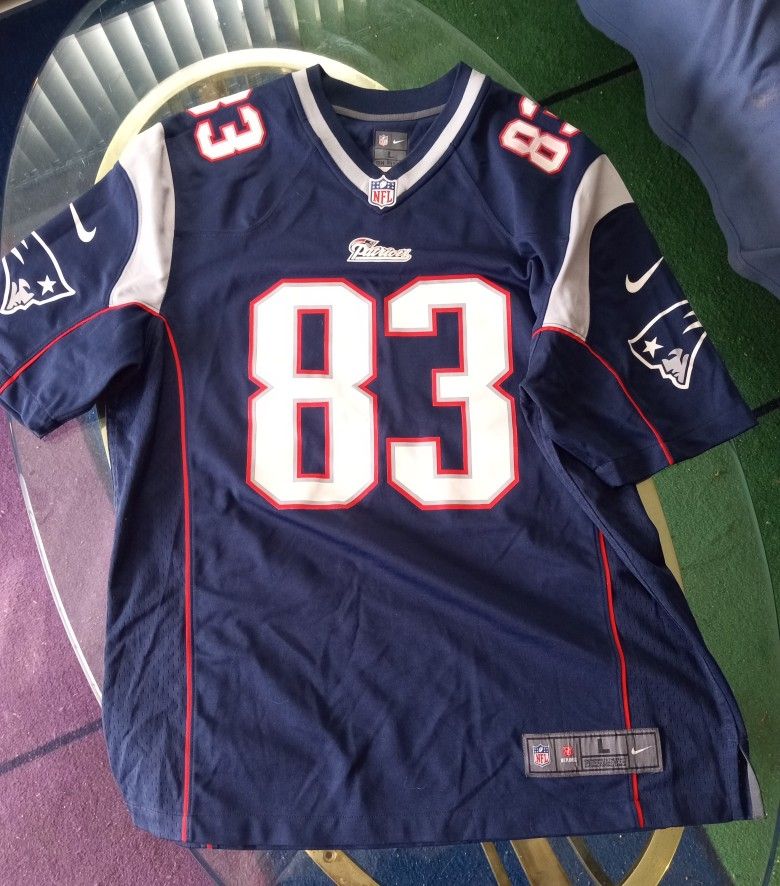 NFL Jersey Patriots Welker 83 Like New Size L $15 OBO