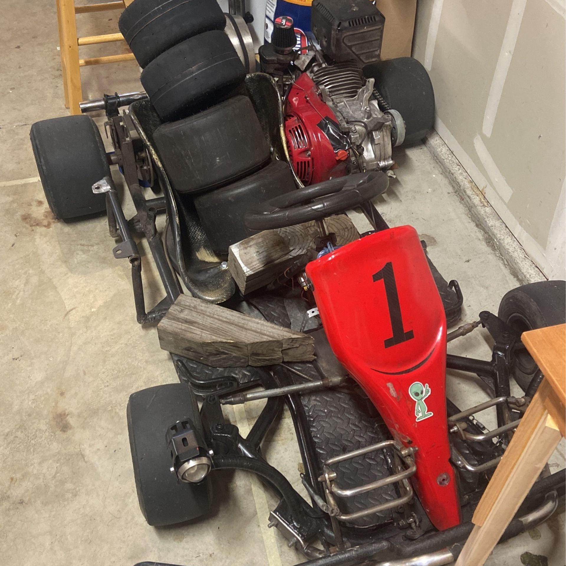 13hp Go Kart Comes With Extra 4tires for Sale in Everett, WA OfferUp
