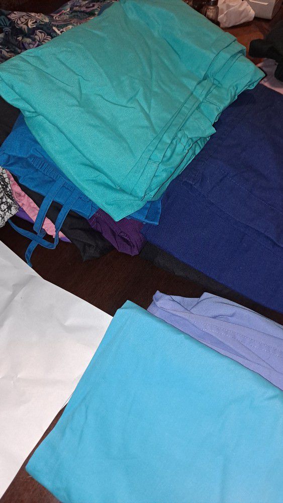 Have A Few Scrubs Different Sizes Pants And Some Shirts 