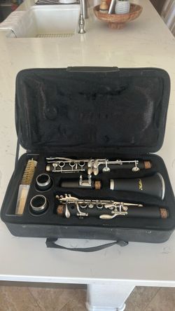 Like new clarinet, barely used