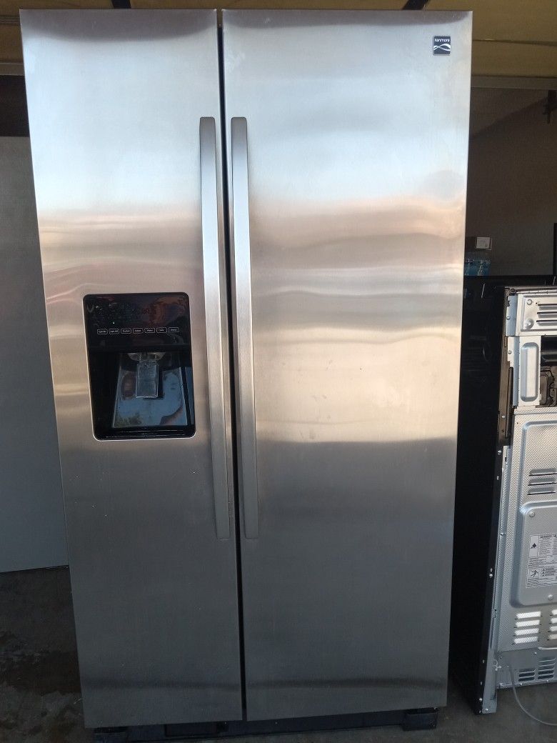 Refrigerator Stainless