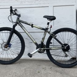 Bike SPECIALIZED 26”