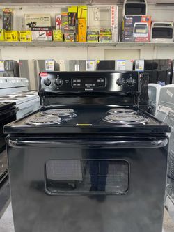 Black Hotpoint Electric Coil Stove
