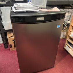 Mini B med Fridge
