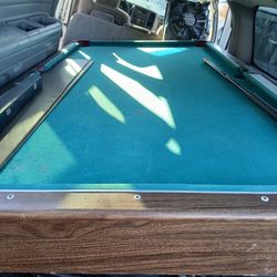 Pool Table (Amazing Price)LIMITED TIME 