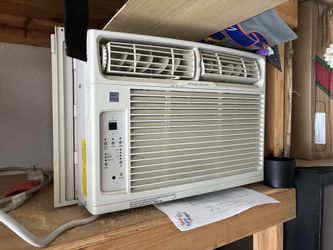Window air conditioner