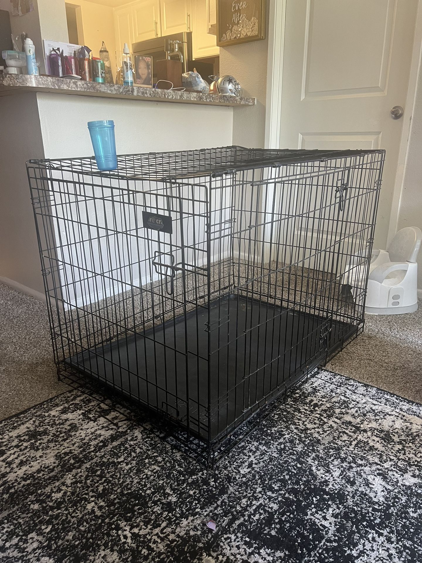 Large Dog Kennel 