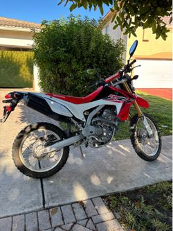 2026 Honda CRF250L Dual sport white and red