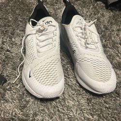 Nike Air Max 270