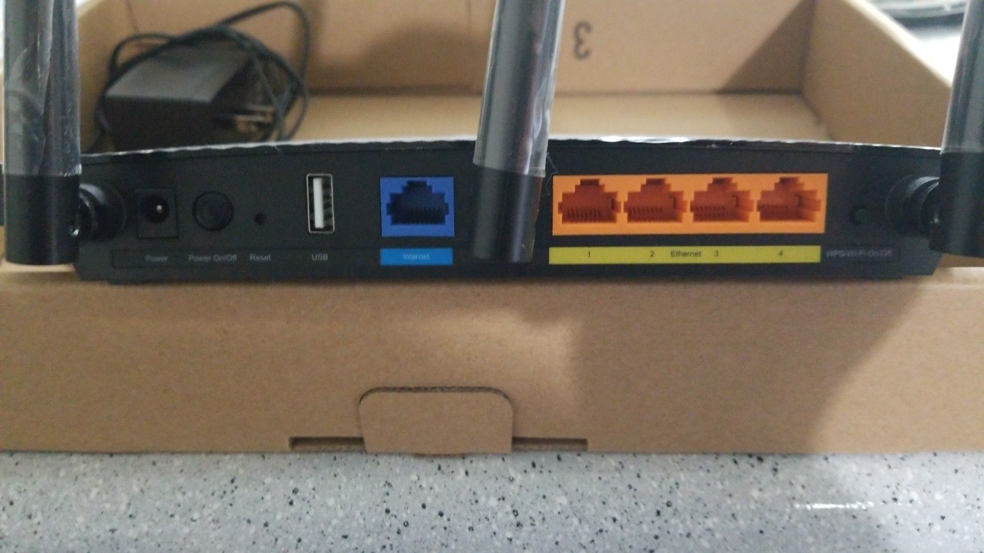 Tplink AC1900 router