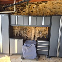 Garage shelf organizer