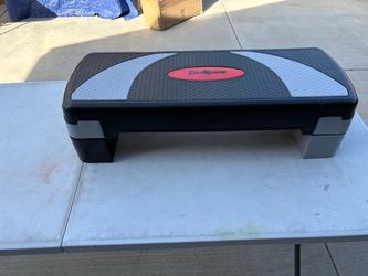 30" Adjustable Workout Aerobic Step Platform W/4 Risers 4" - 6"- 8", Exercise Stepper Non-Slip